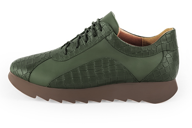 Forest green women's one-tone elegant sneakers. Round toe. Low rubber soles. Profile view - Florence KOOIJMAN